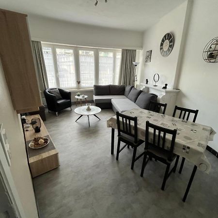 Appartement Le Royal. De Panne Bagian luar foto