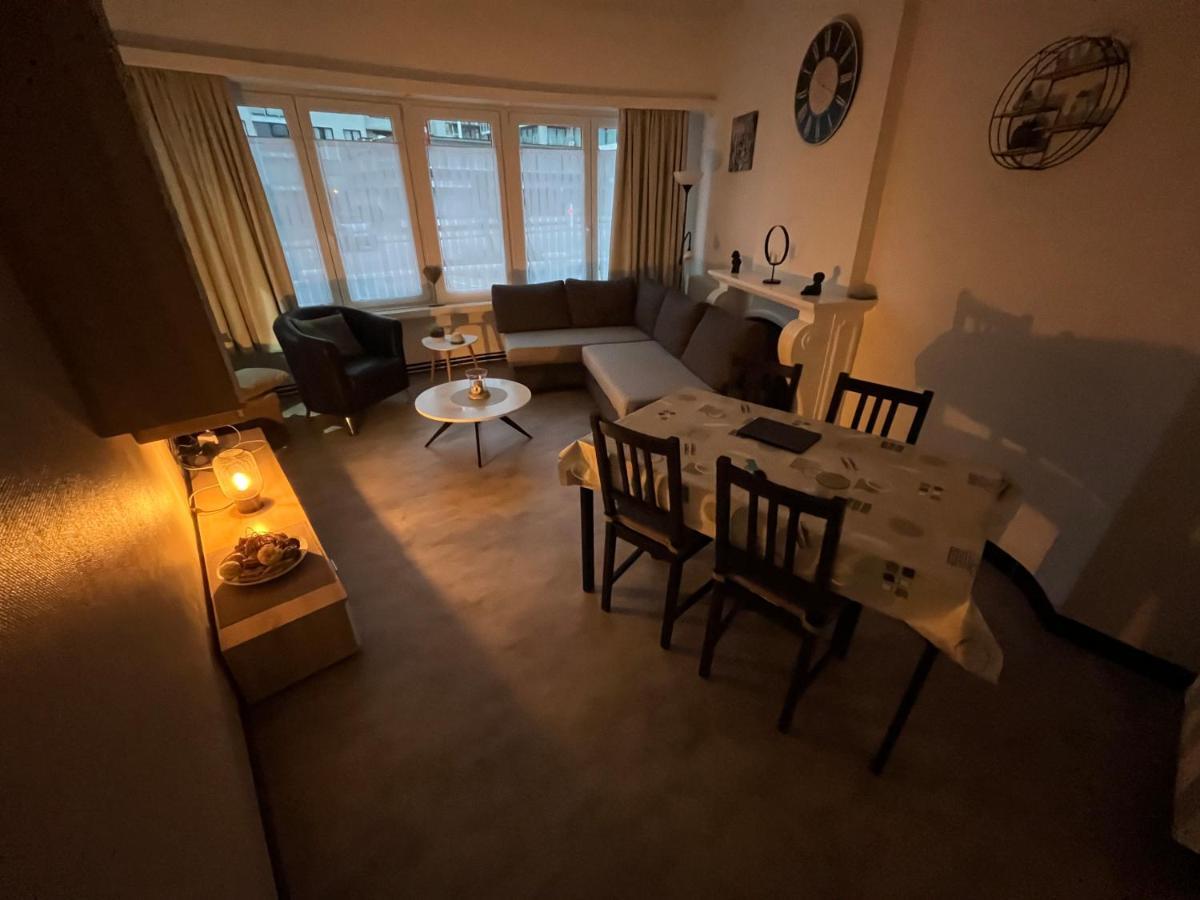 Appartement Le Royal. De Panne Bagian luar foto