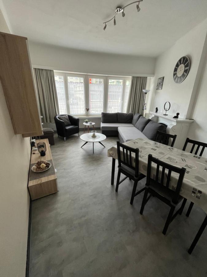 Appartement Le Royal. De Panne Bagian luar foto